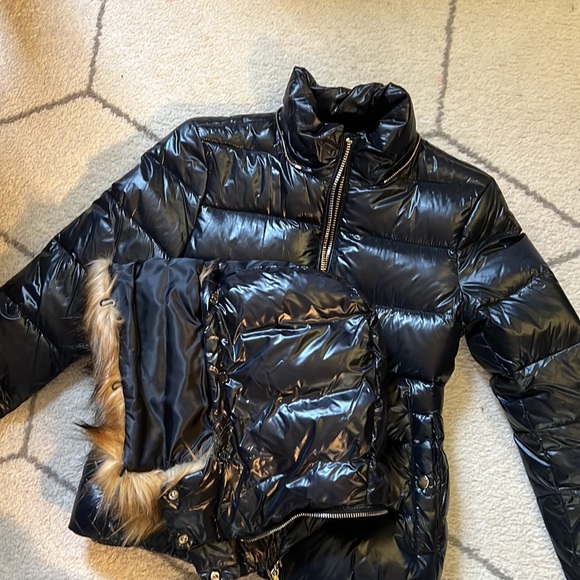 Puffer Jacket💙 - Picture 8 of 10